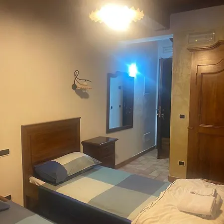 Affittacamere Roggio , Vagli Di Sotto , Lucca Guest house